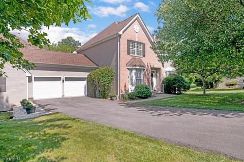 18 Langdale Rd, Wayne, NJ 07470 photo 2