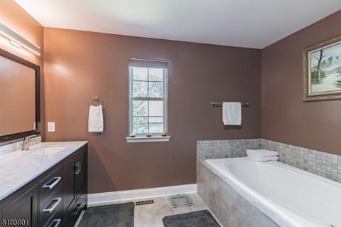 18 Langdale Rd, Wayne, NJ 07470 photo 23