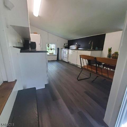 30 Mine St, Flemington, NJ 08822 photo 17