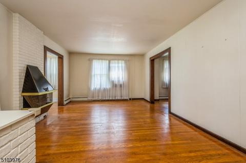 134 Giles Ave, Middlesex, NJ 08846 photo 5