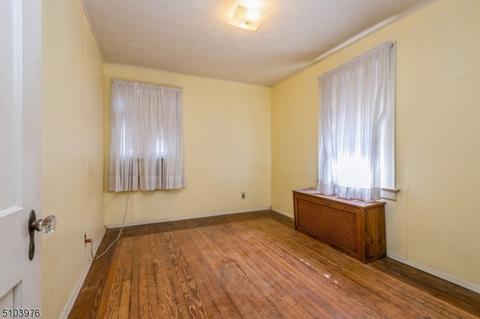 134 Giles Ave, Middlesex, NJ 08846 photo 17