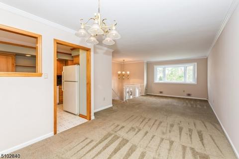 17 Judson Dr, Middlesex, NJ 08846 photo 9