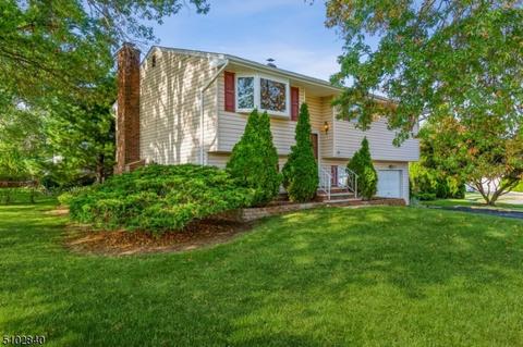 17 Judson Dr, Middlesex, NJ 08846 photo 3