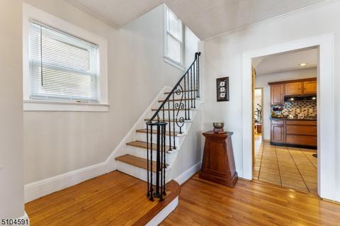 1230 Lansdowne Ter, Plainfield, NJ 07062 photo 3