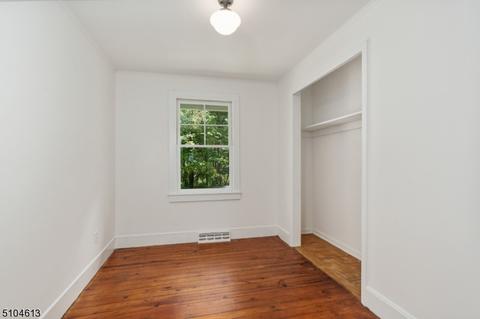 4 E Side Dr, Newton, NJ 07860 photo 11