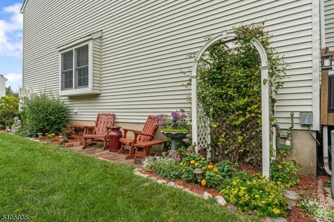 1008 Wetherburn Ct, Flemington, NJ 08822 photo 22