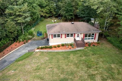 22 Schuyler Rd, Wayne, NJ 07470 photo 1