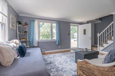 30 Edison Dr, Summit, NJ 07901 photo 2
