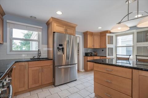 30 Edison Dr, Summit, NJ 07901 photo 3