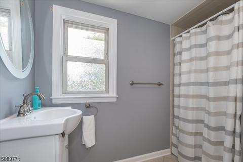 30 Edison Dr, Summit, NJ 07901 photo 11