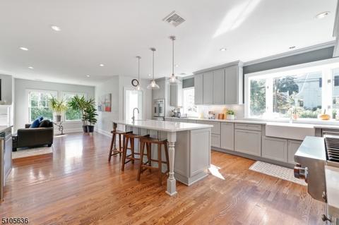 16 Blackburn Rd, Summit, NJ 07901 photo 26
