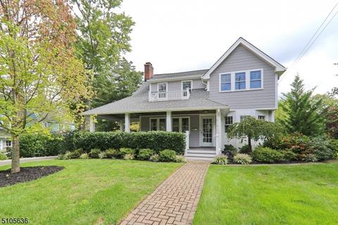 16 Blackburn Rd, Summit, NJ 07901 photo 2