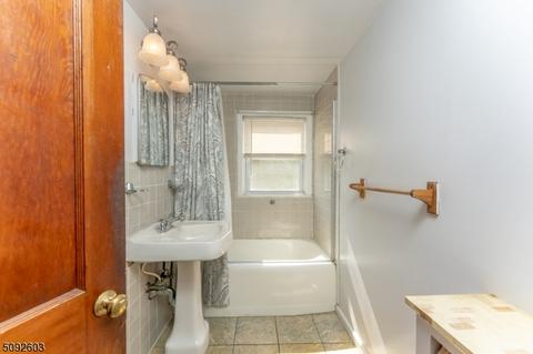 733 Summit Rd, Union, NJ 07083 photo 19