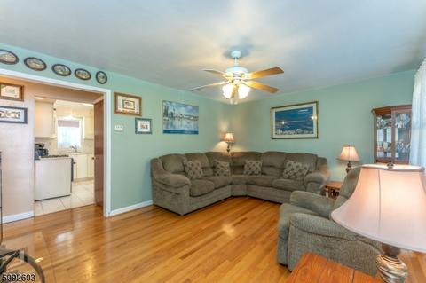 733 Summit Rd, Union, NJ 07083 photo 4
