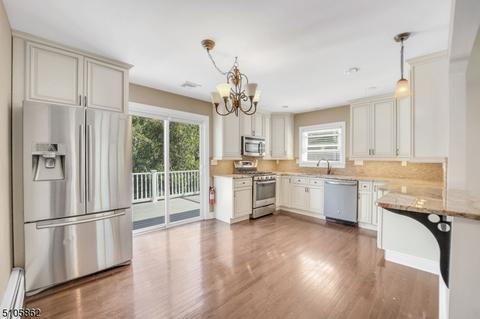 62 Pinecrest Ter, Wayne, NJ 07470 photo 4