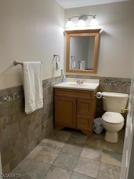 20 E Chrystal St, Dover, NJ 07801 photo 12