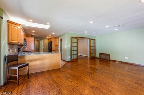 18 Cambridge Ter, Springfield, NJ 07081 photo 8