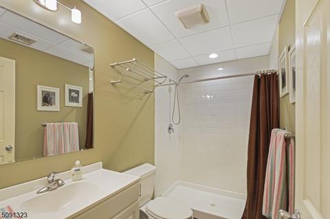 5 Hillside Ave, Clark, NJ 07066 photo 19