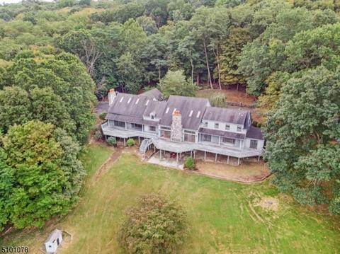 24 Roxiticus Rd, Mendham, NJ 07945 photo 3