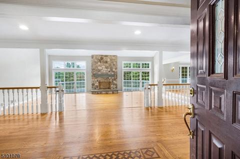 24 Roxiticus Rd, Mendham, NJ 07945 photo 6