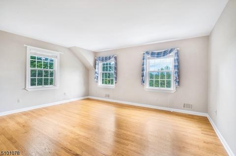 24 Roxiticus Rd, Mendham, NJ 07945 photo 22