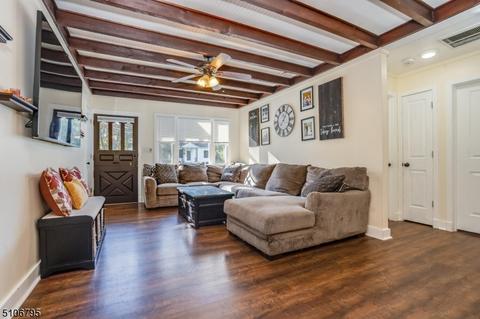596 Mountain View Ter, Middlesex, NJ 08846 photo 17
