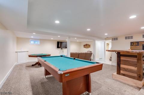596 Mountain View Ter, Middlesex, NJ 08846 photo 31