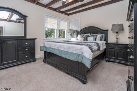 596 Mountain View Ter, Middlesex, NJ 08846 photo 11