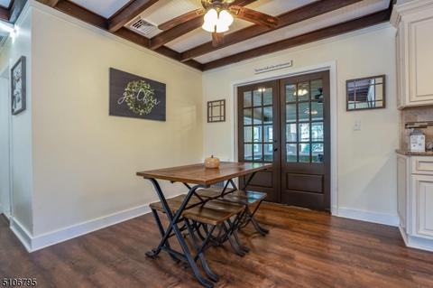 596 Mountain View Ter, Middlesex, NJ 08846 photo 20