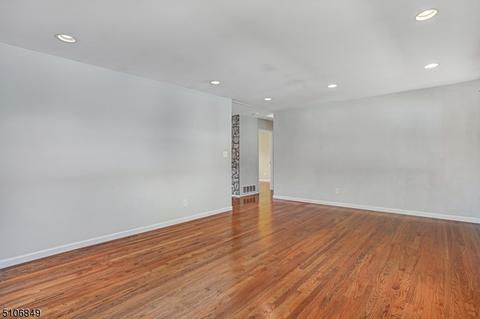 6 Glen Gary Rd, Middlesex, NJ 08846 photo 11