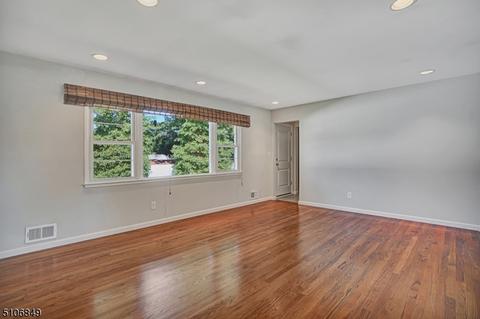 6 Glen Gary Rd, Middlesex, NJ 08846 photo 12