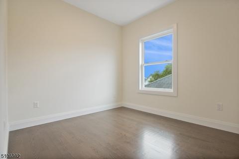 106 Patterson St, Harrison, NJ 07029 photo 17