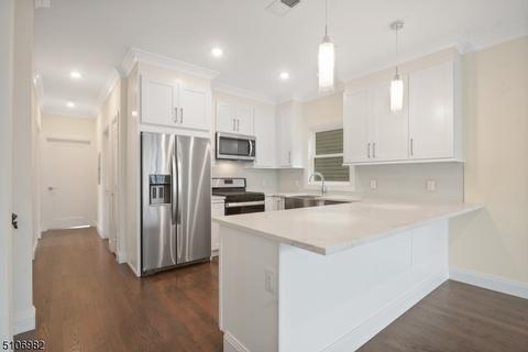 106 Patterson St, Harrison, NJ 07029 photo 5