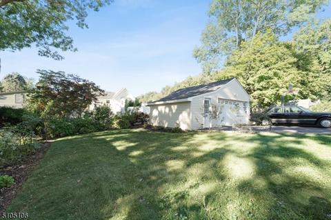 14 Baltusrol Pl, Summit, NJ 07901 photo 24