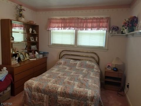 412 La Monte Ave, Bound Brook, NJ 08805 photo 9