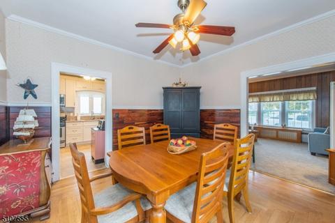 16 Walnut St, Dover, NJ 07801 photo 11