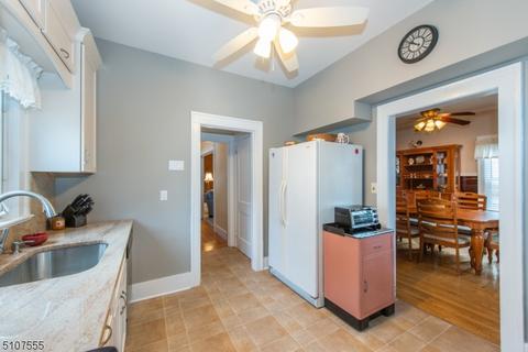 16 Walnut St, Dover, NJ 07801 photo 10