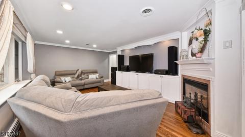 115 Tall Oaks Dr, Wayne, NJ 07470 photo 17