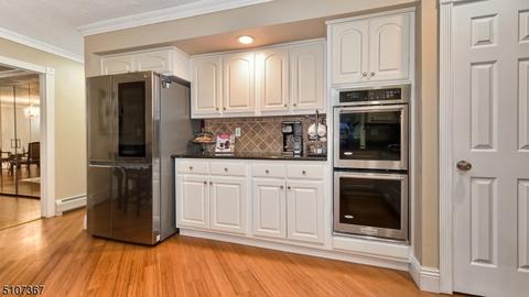 115 Tall Oaks Dr, Wayne, NJ 07470 photo 14