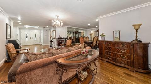 115 Tall Oaks Dr, Wayne, NJ 07470 photo 11