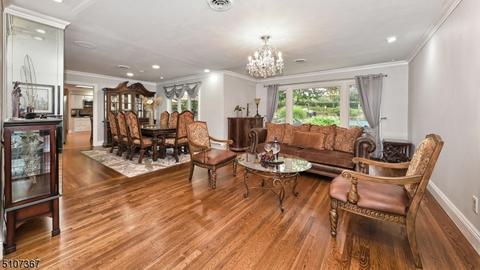 115 Tall Oaks Dr, Wayne, NJ 07470 photo 4