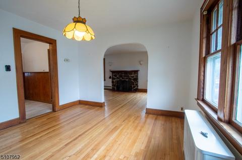 55 Montclair Ave, Nutley, NJ 07110 photo 4