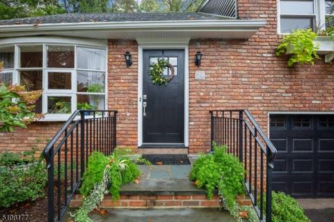 24 Tower Rd, Wayne, NJ 07470 photo 2