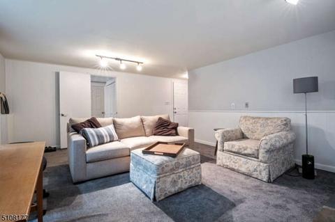 24 Tower Rd, Wayne, NJ 07470 photo 18