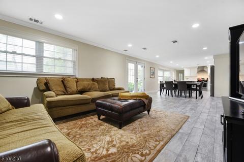 9 Cayuga Ct, Springfield, NJ 07081 photo 7