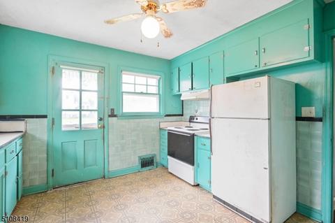 553 Carleton St, Bound Brook, NJ 08805 photo 12