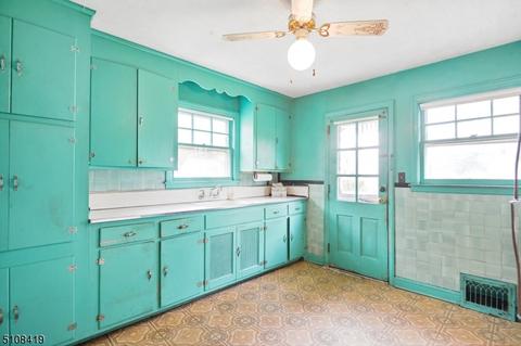 553 Carleton St, Bound Brook, NJ 08805 photo 11