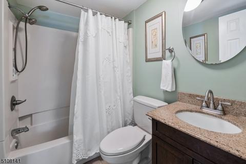 26 Harrison St, Dover, NJ 07801 photo 22