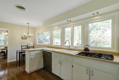64 Cypress St, Millburn, NJ 07041 photo 16