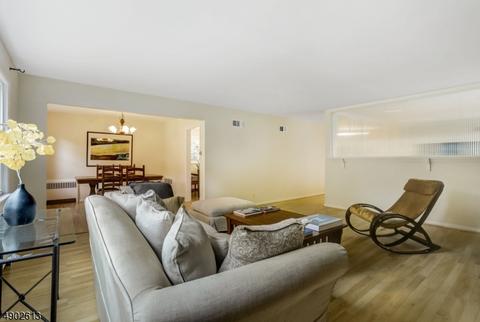 64 Cypress St, Millburn, NJ 07041 photo 6
